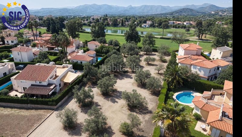 Foto 6aa43c12-df36-40cb-ba45-fbe4bd47ebc4. Chalet espectacular chalet con piscina en exclusiva urbanización nova golf en Oliva