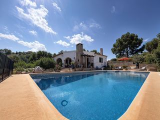 Chalet  Avenida comtat del. En venta estupendo chalet en urbanizacion la sella