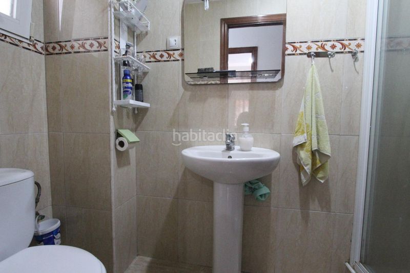 Foto 6c4d6223-9702-47cc-811e-12b651298ed0. Pis a Benetússer