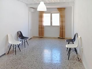 Lloguer Apartament  Calle diputacio. Luminoso y espacioso piso de 4 habitaciones en canals calle dipu