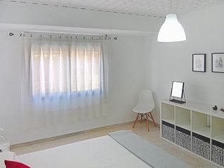 Location Appartement  Calle joan xiii. Piso en alquiler en lalcúdia de crespins