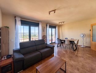 Dachwohnung in Onda. Ático exclusivo con terraza y autonomía energética en onda