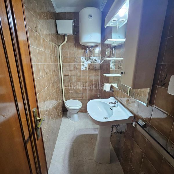 Foto cb88c086-ac20-4bef-b04b-e8efe76f7100. House with parking in Llutxent