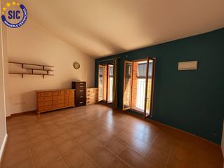 Casa a Calle EDETANIA