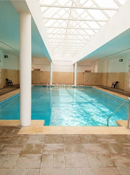 Foto b5ff1aa5-63af-4a33-b7e6-e2124075bb48. Pis amb piscina a Vara de Quart Valencia