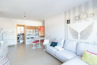 Attico  Calle vicent andres estelles. Tu nuevo comienzo con vistas en onda! ático luminoso con gran te