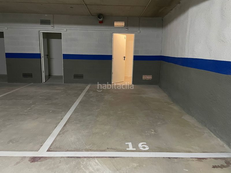 Foto e9a1e76b-cd65-42ca-8a28-89ca3c210bdc. Car parking in carrer tres d'abril 48 in Vinyets-Molí Vell Sant Boi de Llobregat