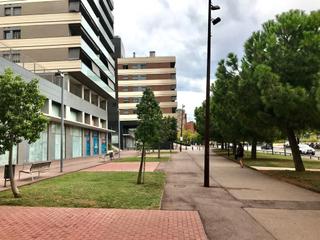 Lloguer Local Comercial a Carrer ernest lluch 9