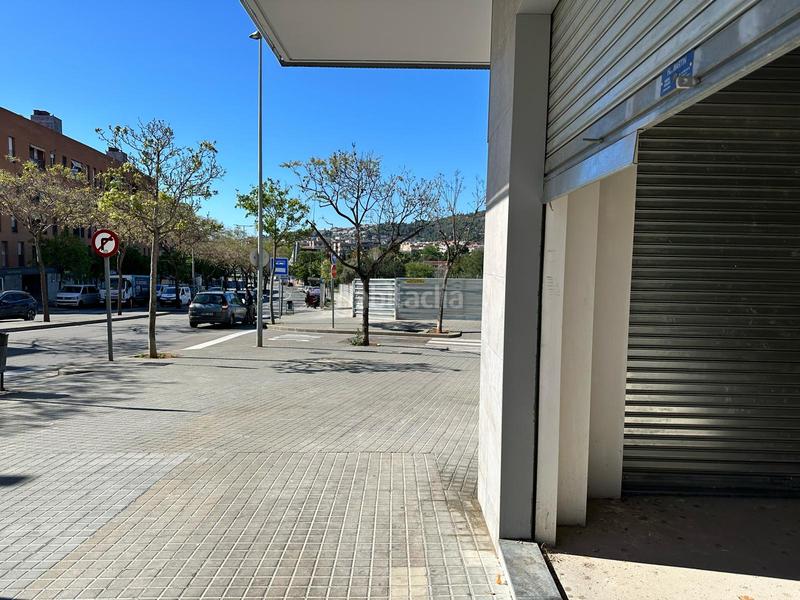 Foto dc5220ea-2e06-4c53-a919-a52a50b0fa67. Local comercial en ronda de sant ramon 28 en Marianao Sant Boi de Llobregat