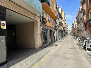 Car parking in Carrer d'Àngel Guimerà 22