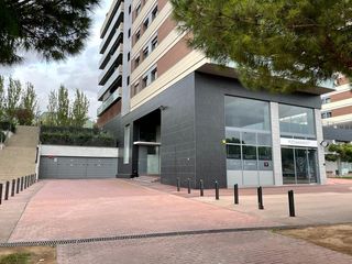 Aparcament cotxe  Carrer ernest lluch