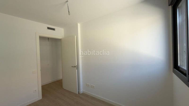 Foto f71b5a76-1ada-4b64-b8ff-77f3312f2f49. Àtic amb calefacció a Montesa Esplugues de Llobregat