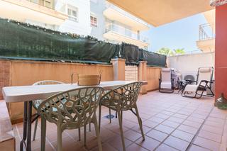 Pis  Canet d` en berenguer - cañas y barro. Estupendo apartamento en planta baja con acceso independiente!