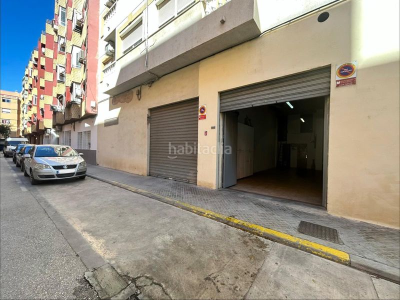 Foto fe9b47e2-184b-4f88-b7e8-f29d6a56e705. Local comercial a Alaquàs