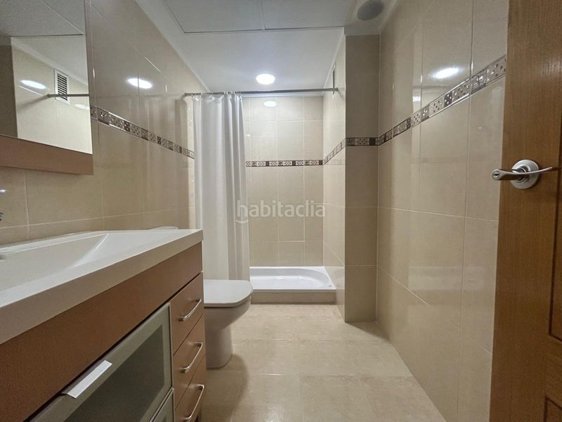 Foto 9697f98d-2a16-4439-bc51-c5ced1758c3c. Pis amb aparcament piscina a Silla