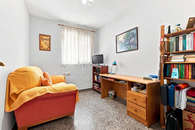 Foto bd8740ca-bbaf-4c8b-9940-af47d792e1b3. Pis amb aparcament a Aldaia
