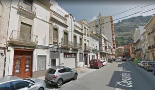 Aparcament cotxe a Pueblo de Cullera. Parking pueblo edf. cervantes