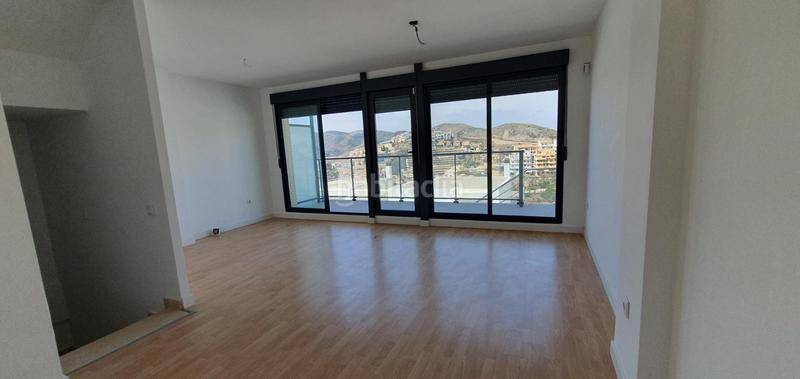 Foto 47439aa0-6b74-4291-adae-930f817fc0eb. Rent semi detached house with heating parking pool in Cullera