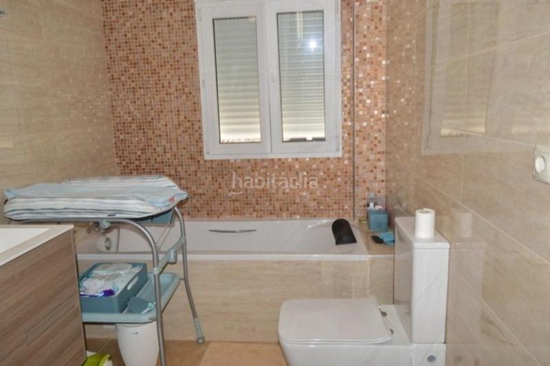 Foto 296087c1-58a6-49ae-af43-ed2ce8a0b7e4. Casa adossada amb aparcament a Sant Antoni Cullera