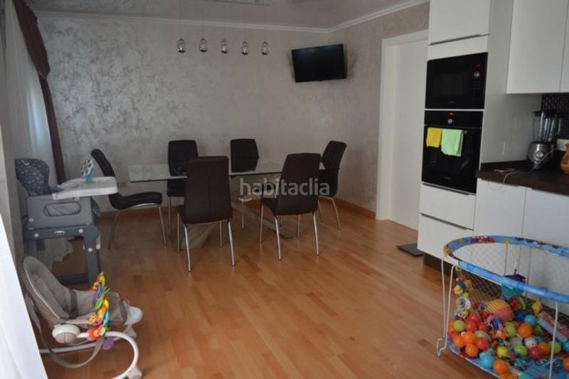 Foto 76eebe18-1207-45a2-8346-8e25a6cf6318. Casa adossada amb aparcament a Sant Antoni Cullera