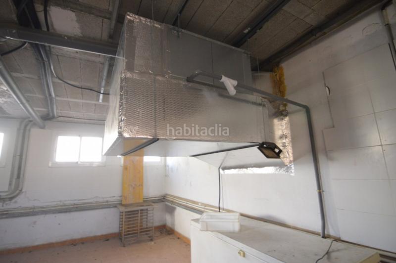 Foto 419b8a22-349b-43ee-8e37-8417ee04d8cf. Edifici a Favara