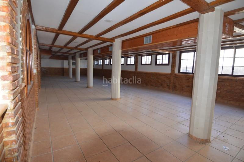 Foto 9a9cd9a9-8ed2-4379-90d8-54af2cbb6da8. Edifici a Favara