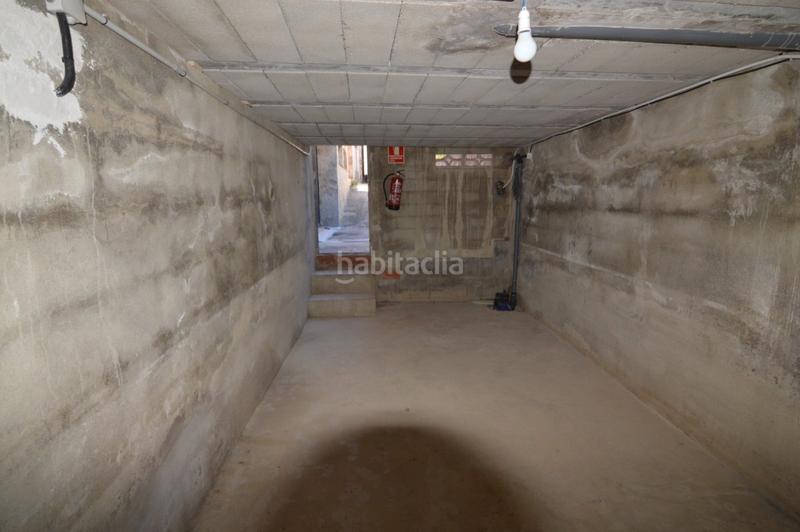 Foto b4c4e70d-f682-4496-9a84-8c738abcb603. Edifici a Favara