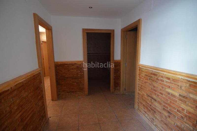 Foto bf1fd782-81ef-44f0-ac56-1ffcfd0e1da7. Edifici a Favara