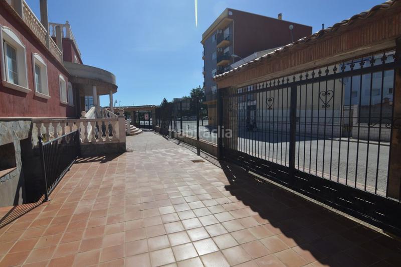 Foto c92deaa3-a916-4d73-818c-0613692fc4e3. Edifici a Favara