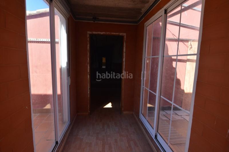 Foto ca2d6e5a-b59b-4608-93db-00d5af0338d5. Edifici a Favara