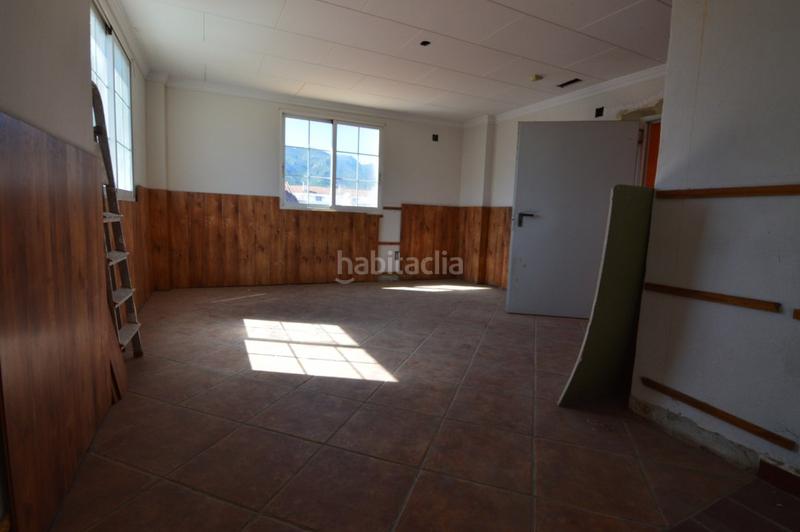 Foto cc113e94-d185-4aae-b3e1-eeb1670a2881. Edifici a Favara