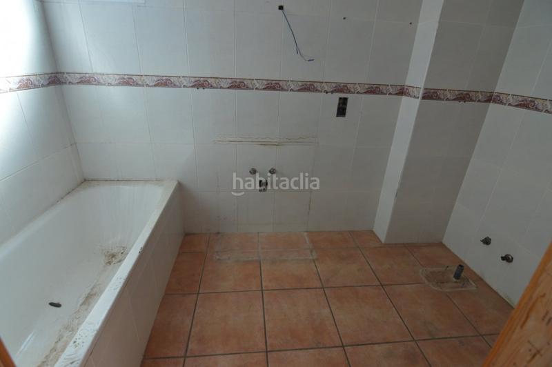 Foto ea04d63a-bcea-454f-a9fc-dc0e2996d898. Edifici a Favara