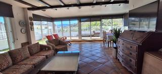 Rent Penthouse in Racó. Ático en alquiler zona raco