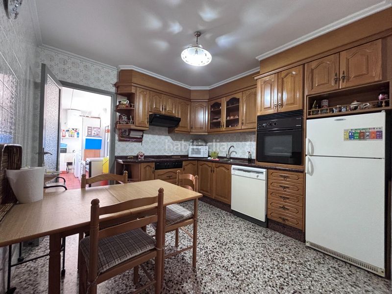 Foto b927850d-a479-4ccb-aac6-aab70060eab6. Pis a pueblo de Cullera Cullera
