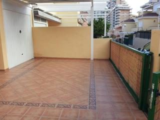 Rent Semi detached house in Racó. Adosado en el racó de cullera espacio y comodidad a pocos pasos