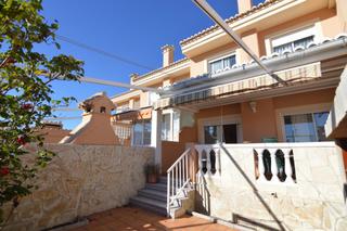 Maison jumelée à El Marenyet. Exclusivo adosado en cullera  la vega marenyet a un paso del mar