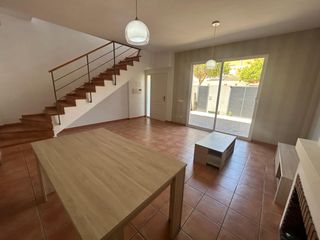 Reihenhaus in Bulevar del Xúquer. Vendemos casa en exclusiva en zona bulevar de cullera..!