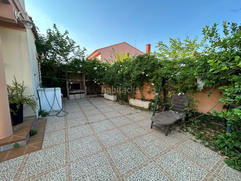 Foto 68eee533-c14c-41cb-8682-357bd0677cfc. Casa adossada amb aparcament a El Marenyet Cullera