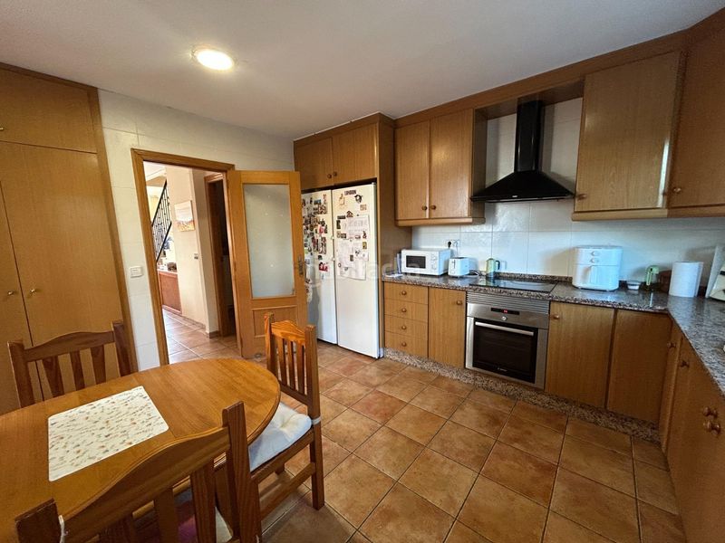 Foto 7f3b640a-8b6b-48d1-9572-74dc32014690. Casa adossada amb aparcament a El Marenyet Cullera