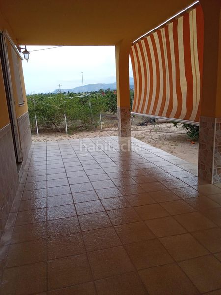 Foto d6660281-953d-472f-b345-59a289828075. Xalet amb aparcament a El Marenyet Cullera