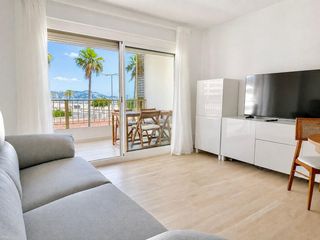 Location Appartement à Sant Antoni. Piso en alquiler temporada invernal.