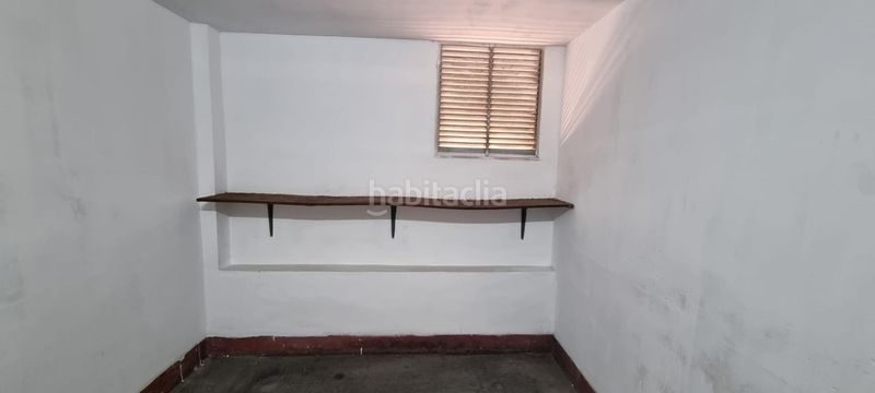 Foto 0d7be717-cc15-4ba3-a9dd-87912a936736. Aparcament cotxe a pueblo de Cullera Cullera