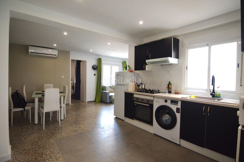 Foto a7ab6c87-8623-44a5-bbfd-f510bb4d04ed. Pis a pueblo de Cullera Cullera