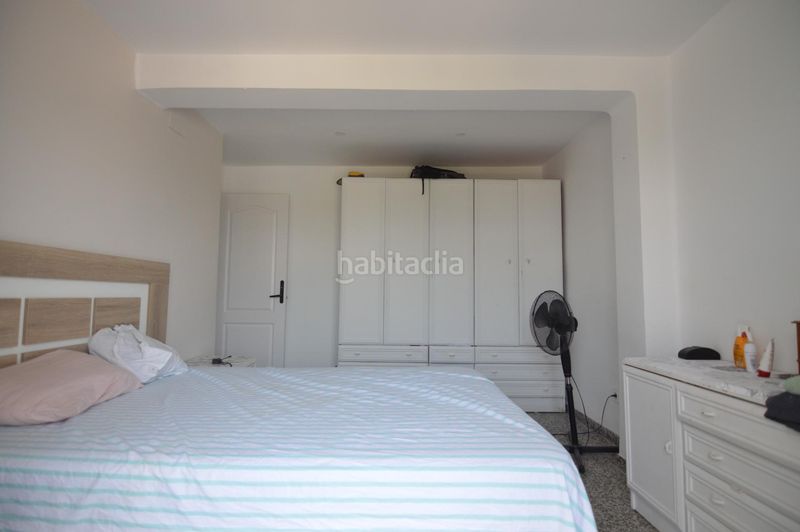 Foto f9376b7e-98a4-40b9-90e2-92eaf50aa0e5. Pis a pueblo de Cullera Cullera