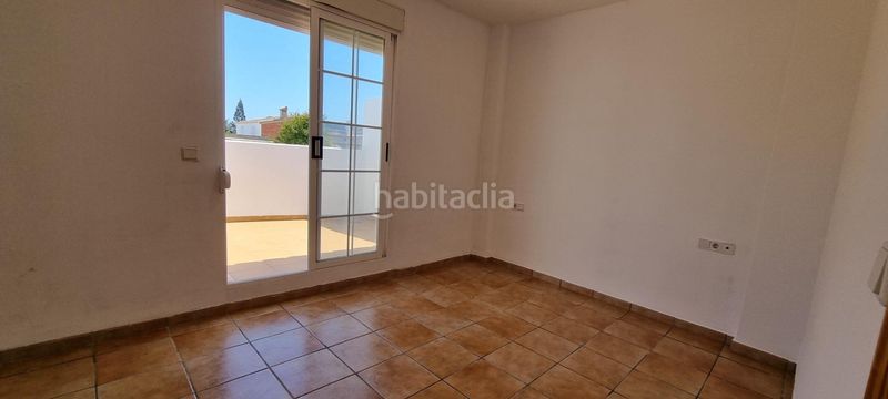 Foto 96006aa3-4168-4157-a4b4-14776f880fce. Casa adossada a El Marenyet Cullera