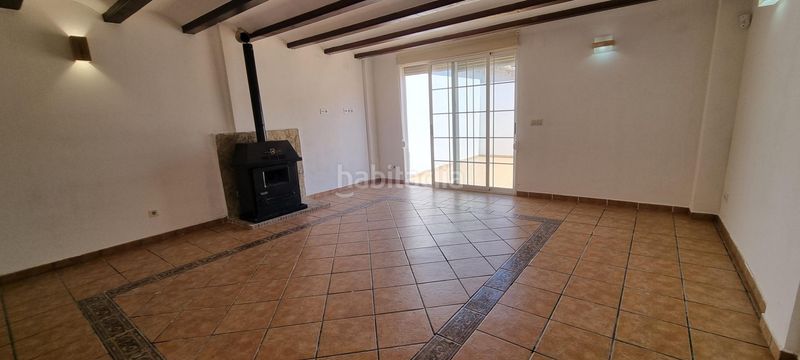 Foto dc3c7c0e-9a2a-48fe-8627-a10810cd0a67. Casa adossada a El Marenyet Cullera