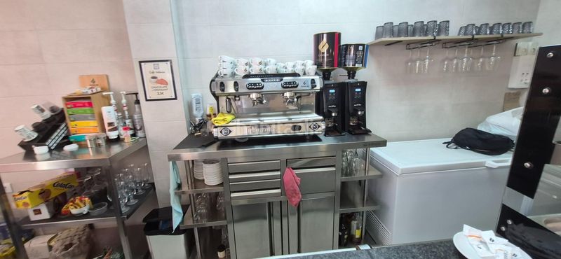 Foto f292fa1a-c9aa-4cee-bd54-114b7de3e865. Traspàs local comercial a pueblo de Cullera Cullera