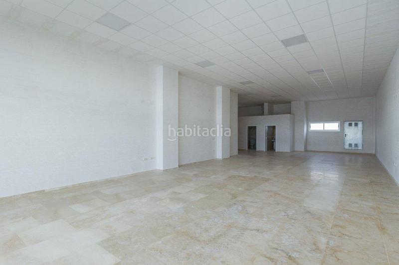 Foto f201d156-a2fb-4154-adaa-e2c1c28e9f58. Location local commercial dans Benipeixcar - El Raval Gandia