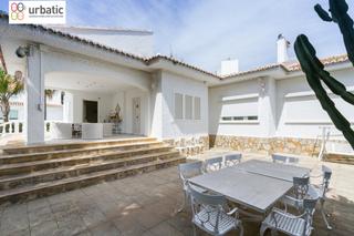 Chalet  Calle rioja. Chalet de ensueo en un entorno con privacidad y  privilegiado