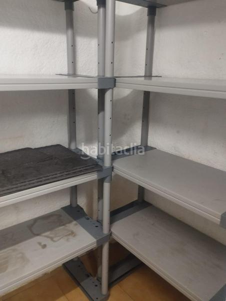 Foto 7797eed7-60dc-49e3-b6f5-514c5b48fca2. Local comercial a calle castella-lleo de 15 a Playa de Gandía Gandia